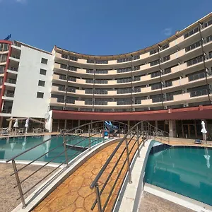 Hotel Berlin Park, Goudstrand